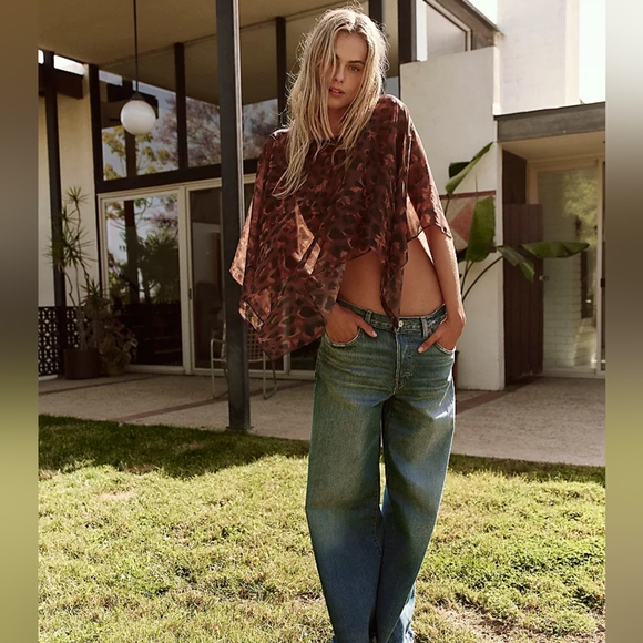 Angel Wing Poncho in Leopard NWT - ONE SIZE - Picture 7 of 13